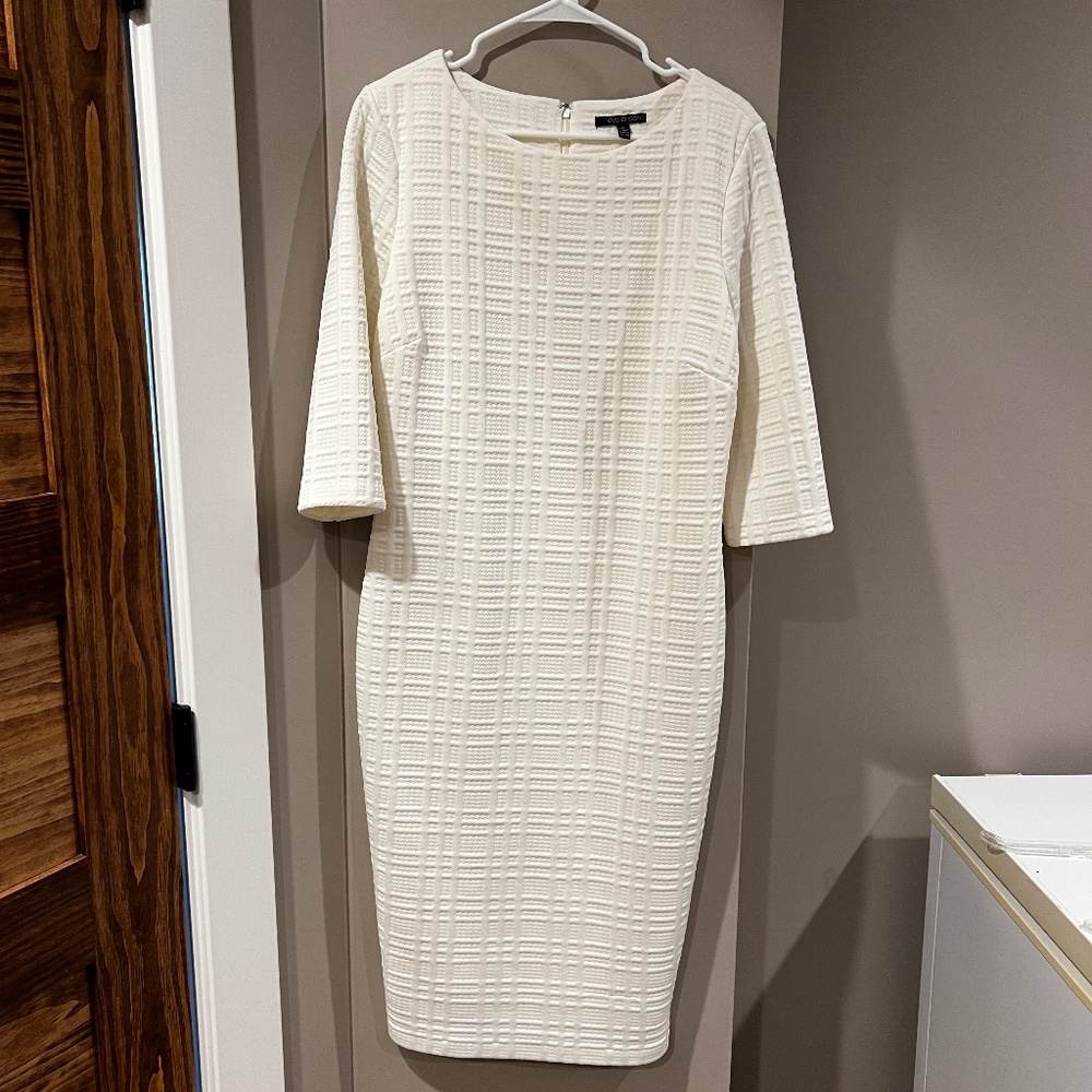 Off-White Fitted Dress